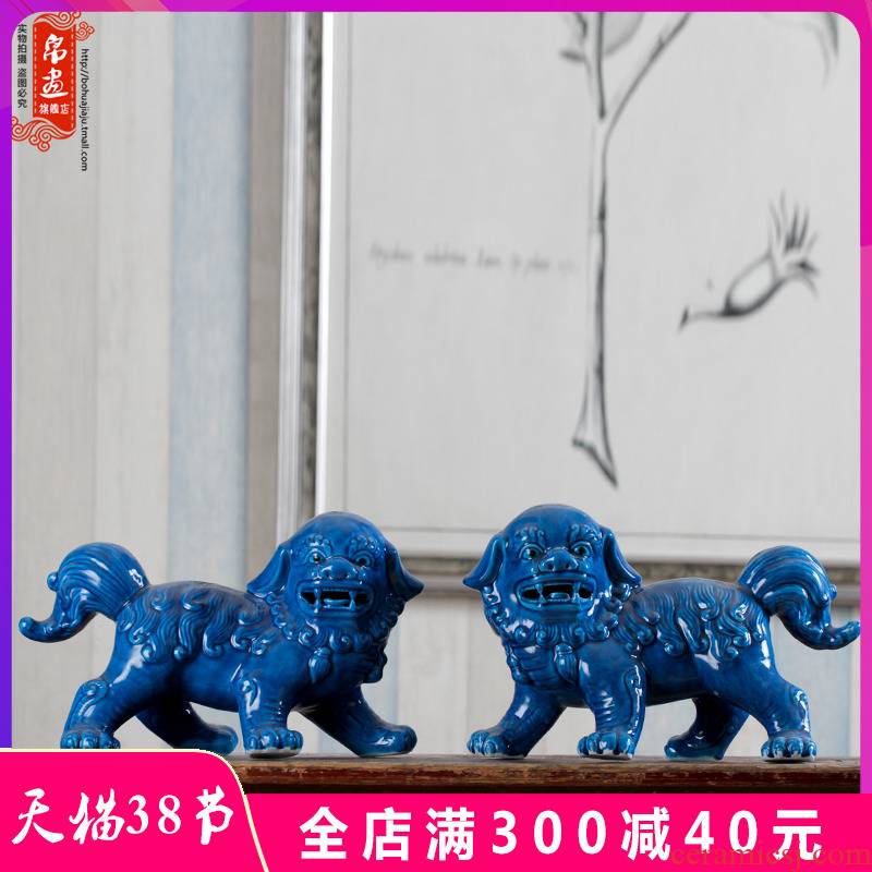 Jingdezhen ceramic lion furnishing articles Chinese style household soft adornment town curtilage sitting room study arts and crafts porcelain lion a pair