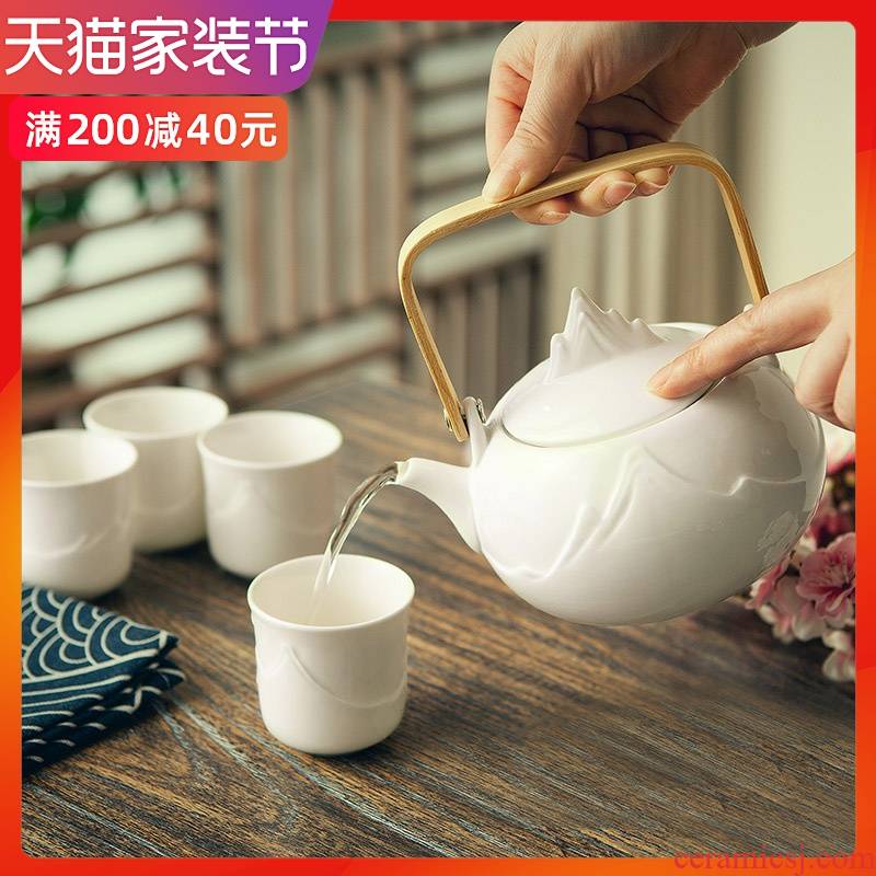 A pot of four cups of tea sets suit Chinese tea cup teapot tea cup with ceramic water kung fu tea set