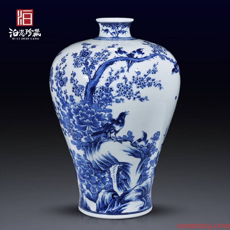 Jingdezhen ceramics high imitation the qing qianlong blue bottle of new Chinese style household TV ark, sitting room adornment is placed