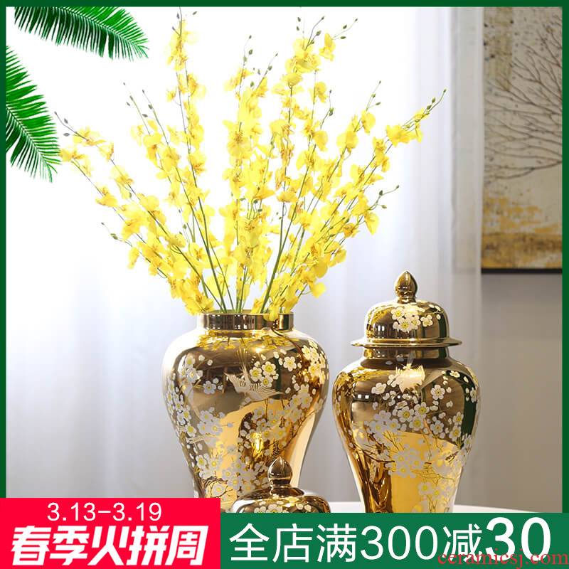 General new Chinese jingdezhen ceramic vase mesa gilded decoration can decorate the furnishing articles piggy bank candy as cans