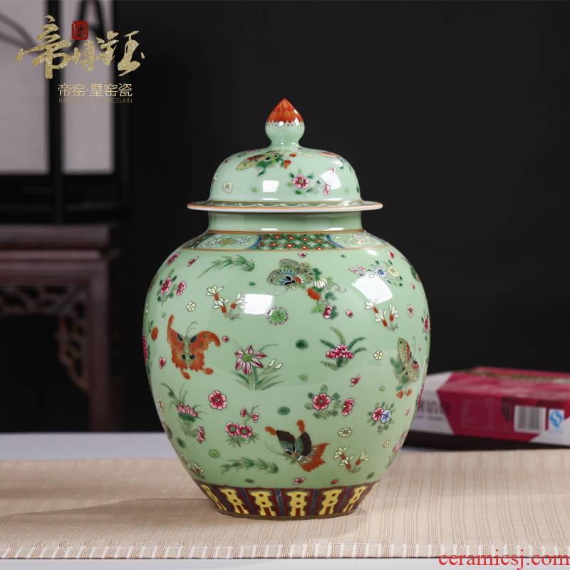 Jingdezhen ceramics the qing yongzheng antique hand - made pea green glaze butterfly tattoo furnishing articles cover pot antique antique collection
