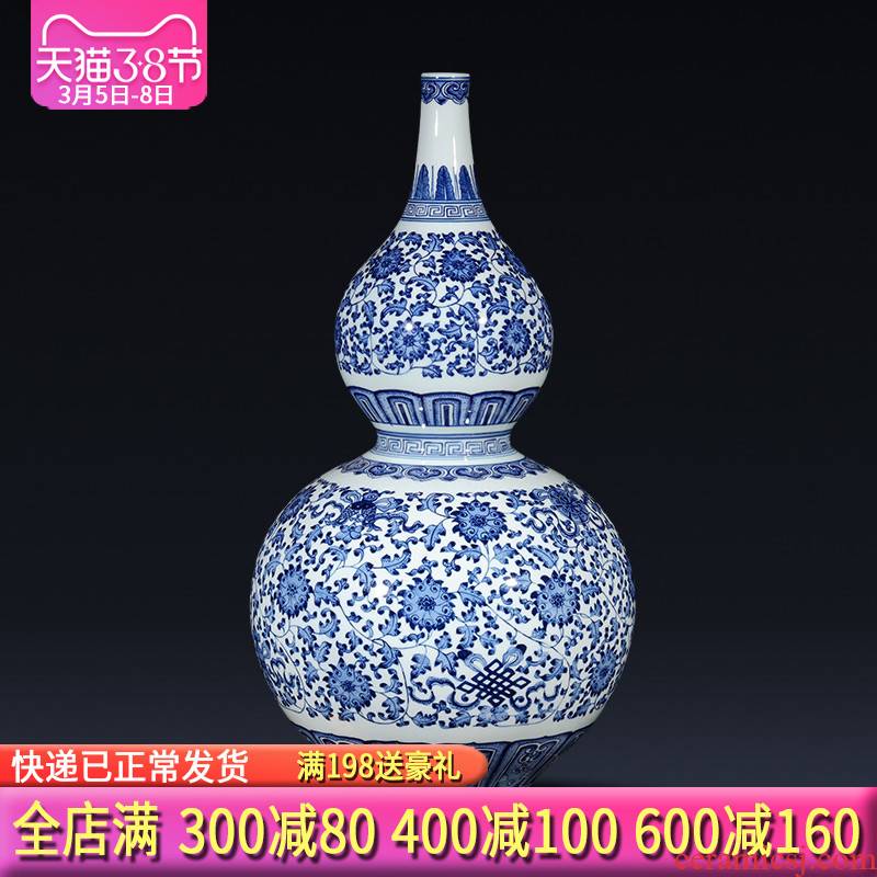 Jingdezhen ceramics hand - made gourd of blue and white porcelain vases, flower arrangement of Chinese style living room TV ark, feng shui furnishing articles