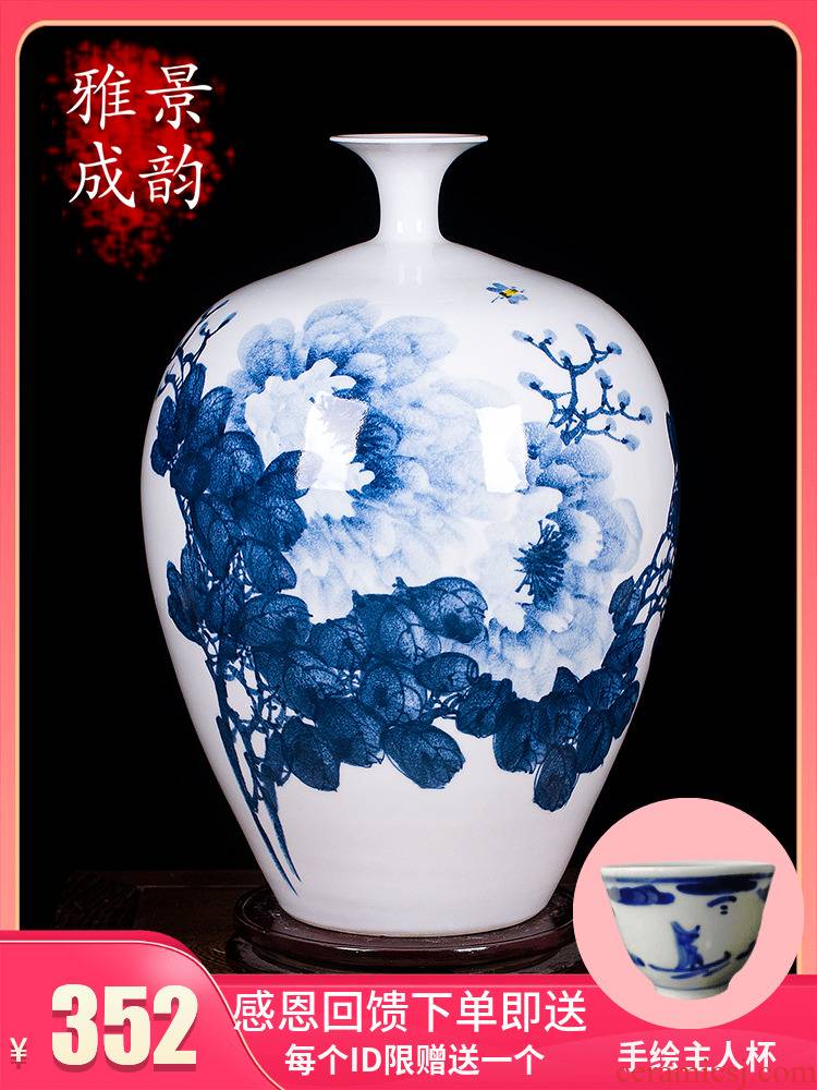 Jingdezhen blue and white peony vases, I and contracted hand - made ceramics decoration furnishing articles modern Chinese style living room
