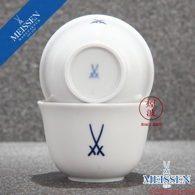 German mason MEISSEN porcelain white Chinese teacups sample tea cup series cobalt blue double sword