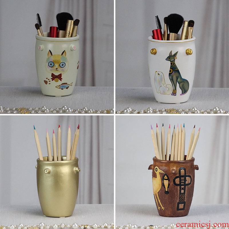 Creative fashion a lovely ceramic vase receive a bucket of European makeup brush desktop receive American holiday gift box