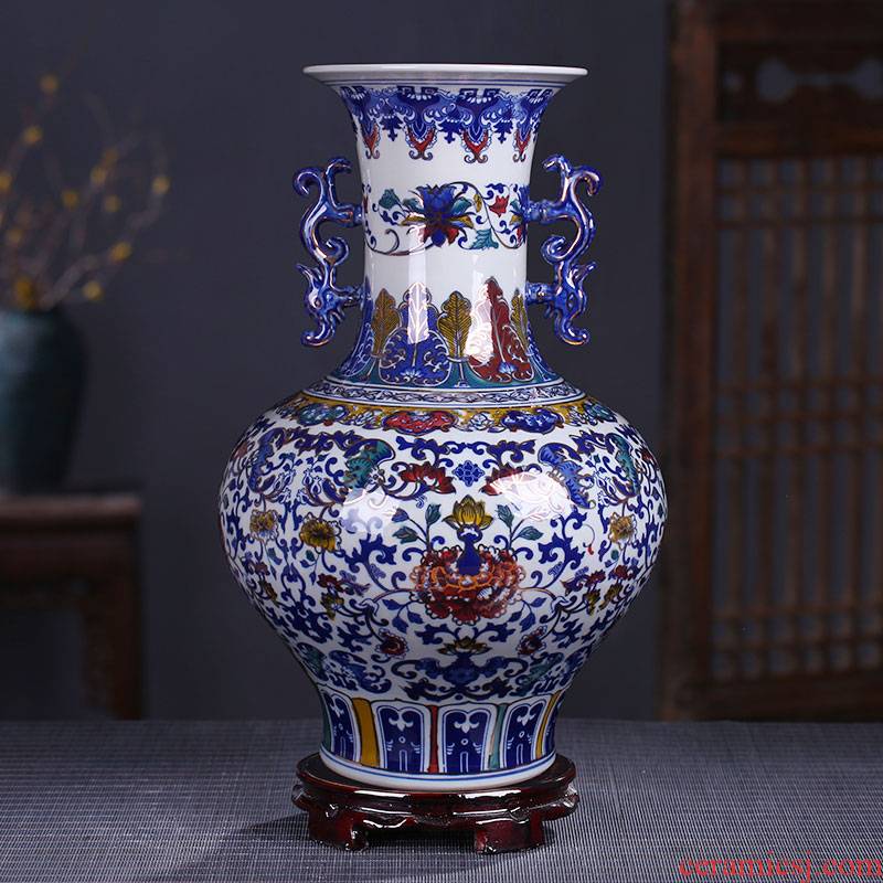 Jingdezhen ceramic vases, antique ears bottle see colour vase peony sitting room ground of blue and white porcelain vase