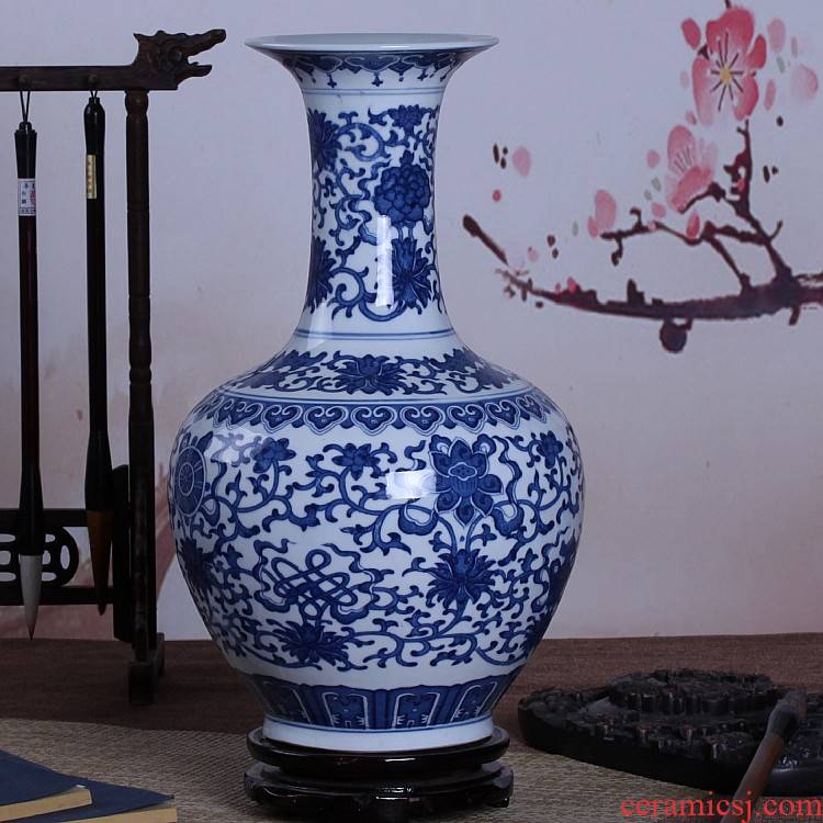 Jingdezhen ceramics antique Chinese blue and white porcelain vase sitting room home flower arranging rich ancient frame handicraft furnishing articles