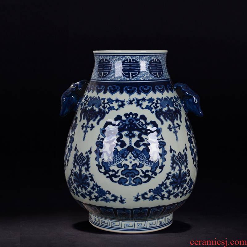 Antique hand - made double listen tube of jingdezhen ceramics vase of blue and white porcelain flowers sitting room adornment is placed the process