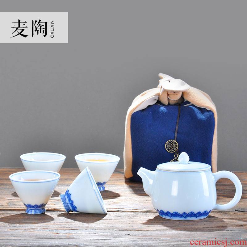 MaiTao cotton and a pot of four cups of kung fu tea set to receive a bag bag in blue and white porcelain tea set the teapot teacup handbags
