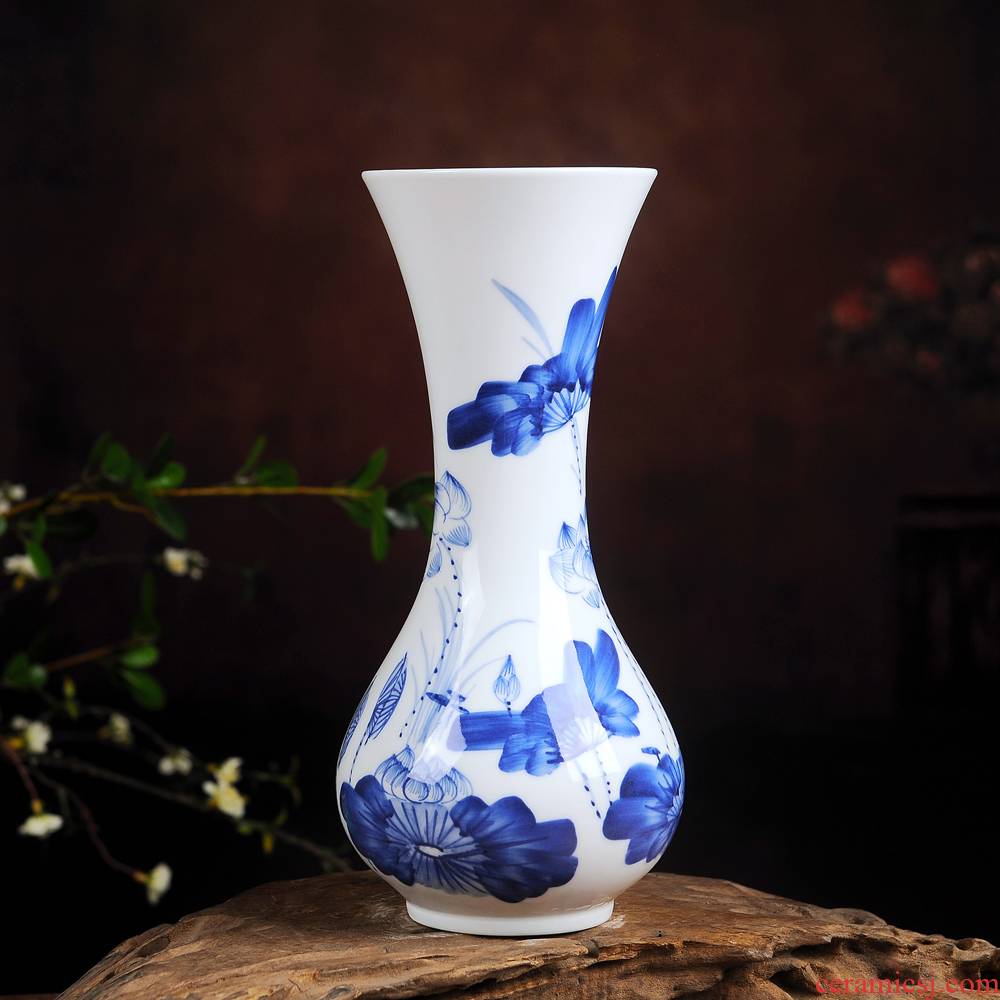 Jingdezhen ceramic floret bottle of dry flower adornment is placed in the sitting room is blue and white lucky bamboo hydroponic flower arranging hand - made crafts