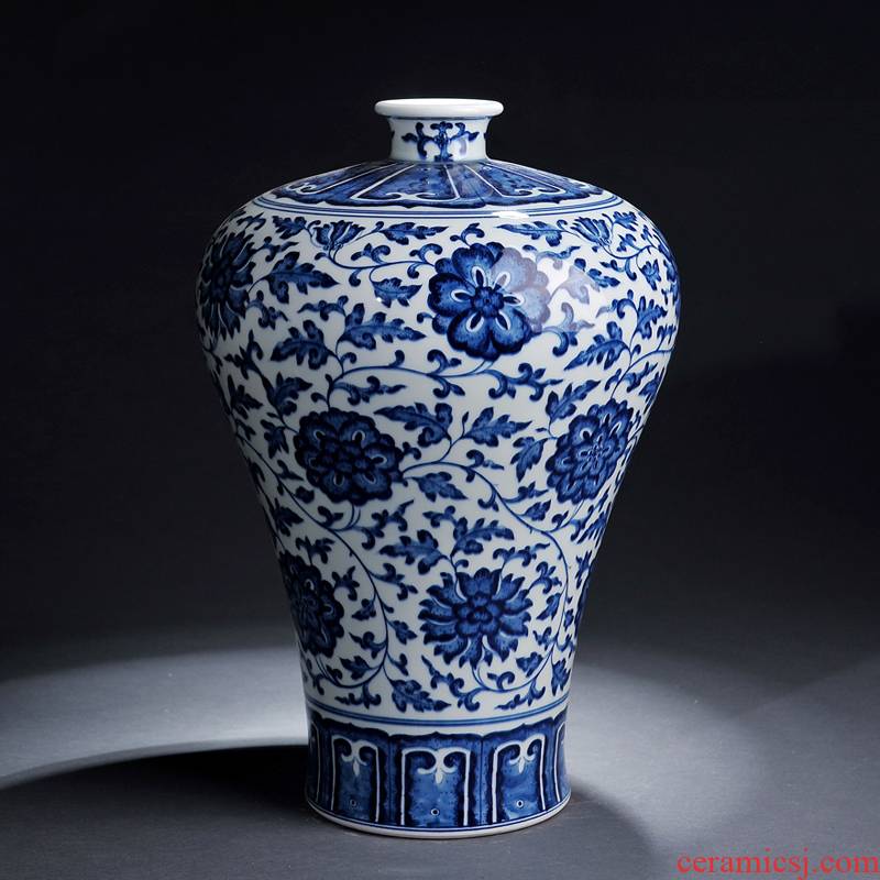Jingdezhen ceramics yongzheng antique blue and white porcelain vase name plum bottle the stylish arts and crafts home furnishing articles in the living room