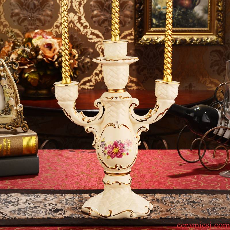 Continental candlestick American romantic wedding three Chinese style restoring ancient ways of ceramic based lamp block them by hand