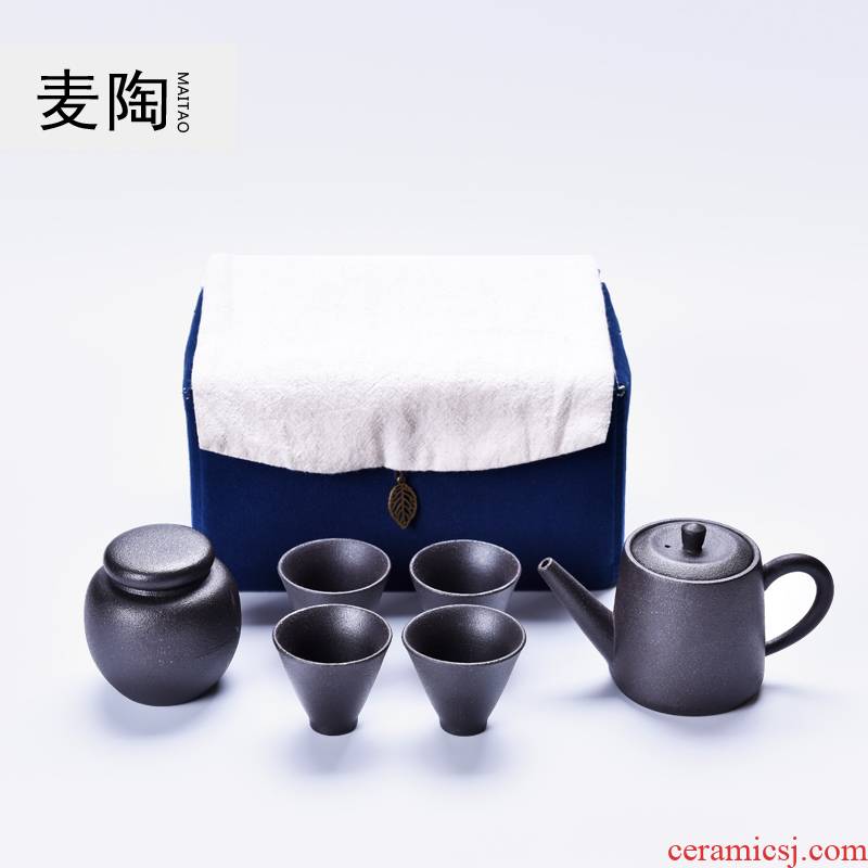 Travel MaiTao thick black pottery kung fu tea set to receive a bag bag bag of a complete set of ceramic pot four cup teapot set of tea cups