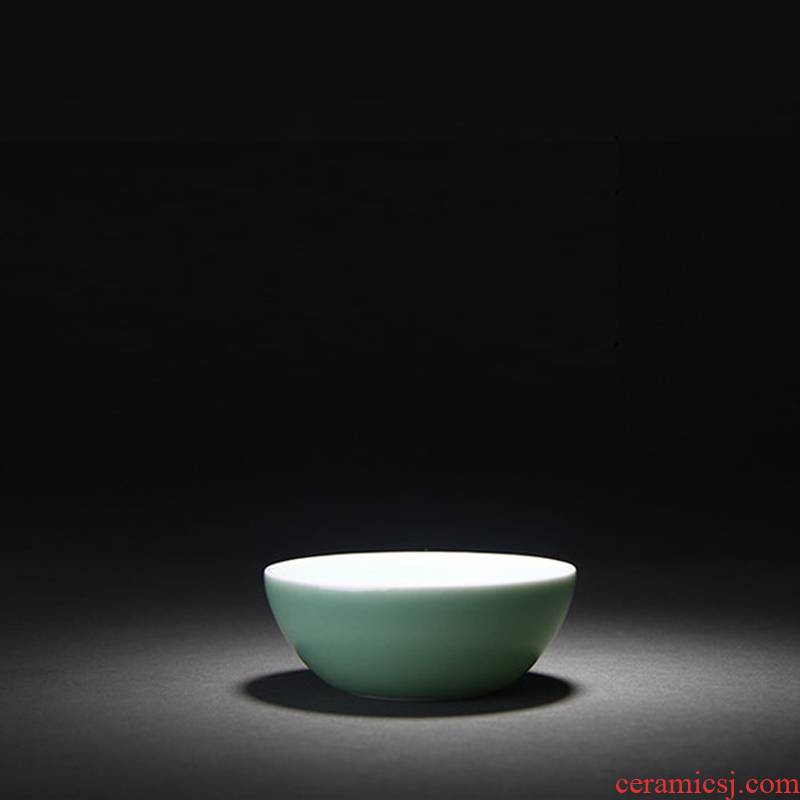 This high temperature color glaze porcelain of jingdezhen ceramic kung fu Lin cup sample tea cup individual cup six color optional