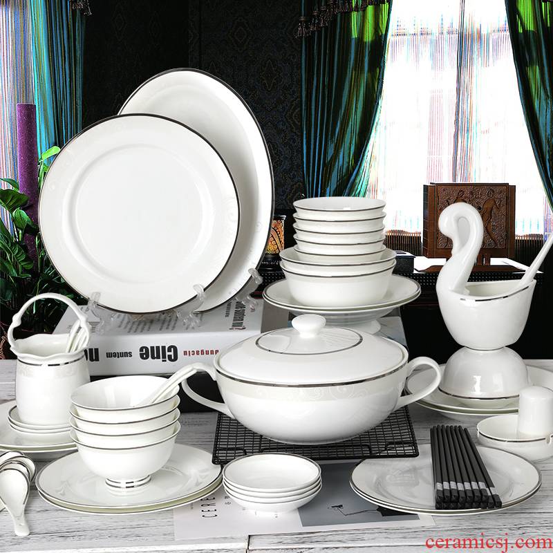 Jingdezhen ceramic tableware suit European ceramic dishes suit household Korean bowl plate combination of Chinese style of eating the food