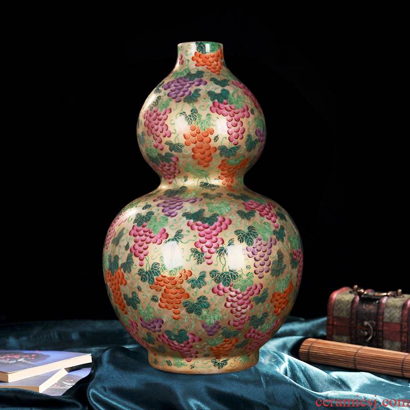 Jingdezhen ceramics high - end antique gold grape bottle gourd vases home decoration process sitting room place