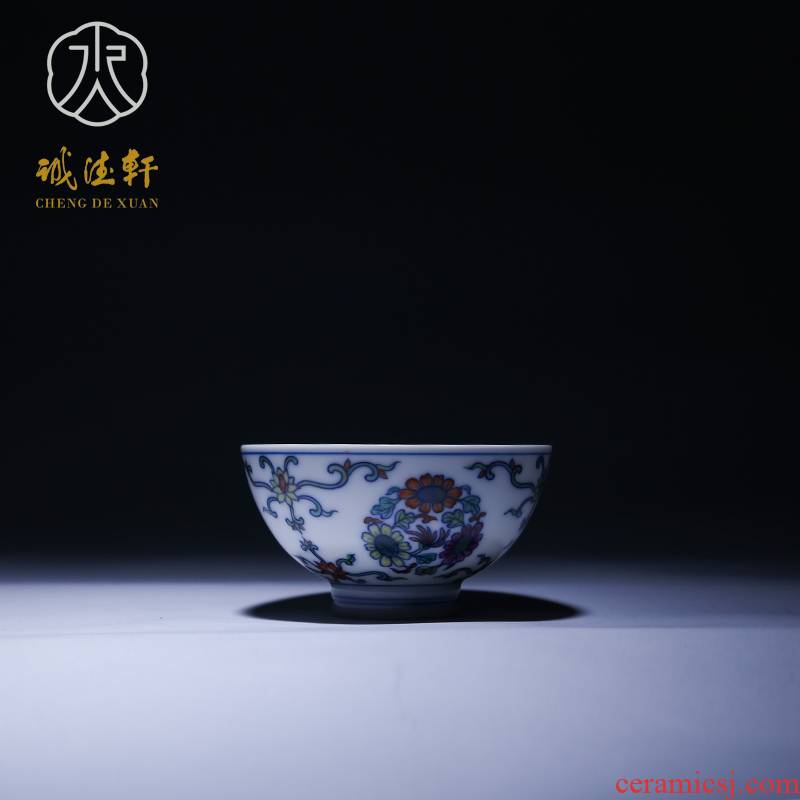 Cheng DE xuan jingdezhen blue and white single gift kung fu tea masters cup of pure hand - made of CPU bucket wheatgrass five - color 228 Y