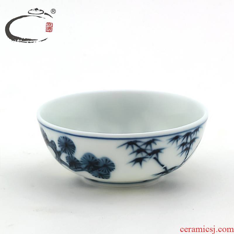 Jingdezhen blue and white porcelain and auspicious bamboo pine umedaira koubei hand - made kung fu tea tea bowl sample tea cup cup