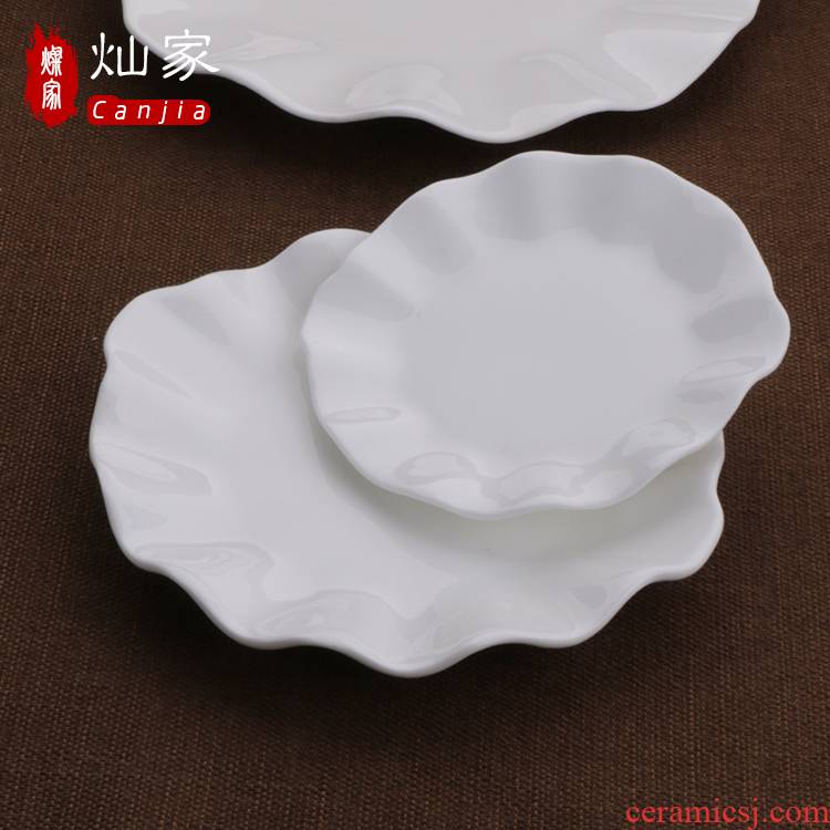 Can is lotus leaf disk porcelain tableware hotels pure white ceramic fruit salad plate FanPan soup plate tableware
