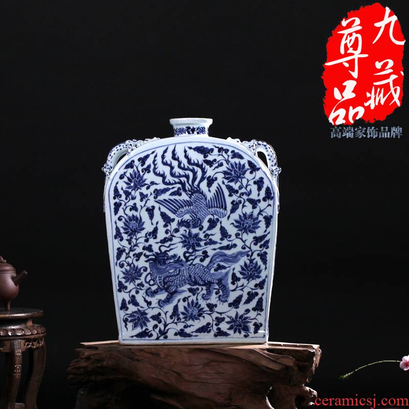 Jingdezhen ceramics imitation of yuan blue and white benevolent grain Fang Bian bottle vase household flower adornment handicraft furnishing articles