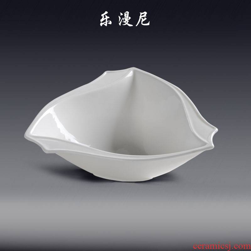 Le diffuse, drifting triangle bowl - nest Japanese Chinese style hotel tableware ceramic creative hot soup soup bowl braise in soy sauce meat