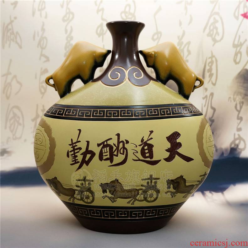 Large Chinese made pottery vase hand - made ceramic arts and crafts business gifts home sitting room adornment is placed to the office