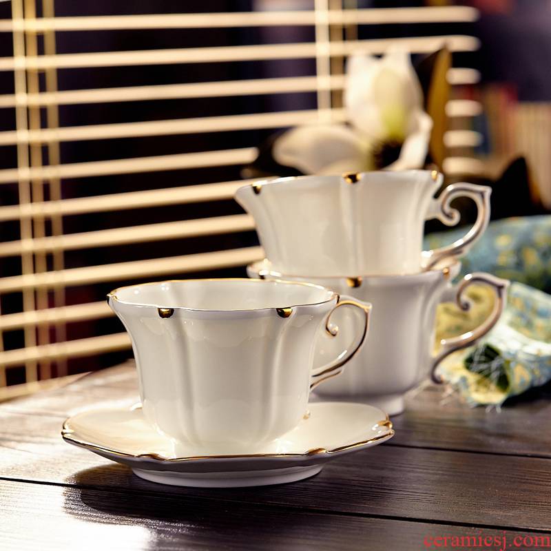 Industry and high - class European - style ipads China coffee coffee cups and saucers of a complete set of jingdezhen ceramic English coffee pot of gold