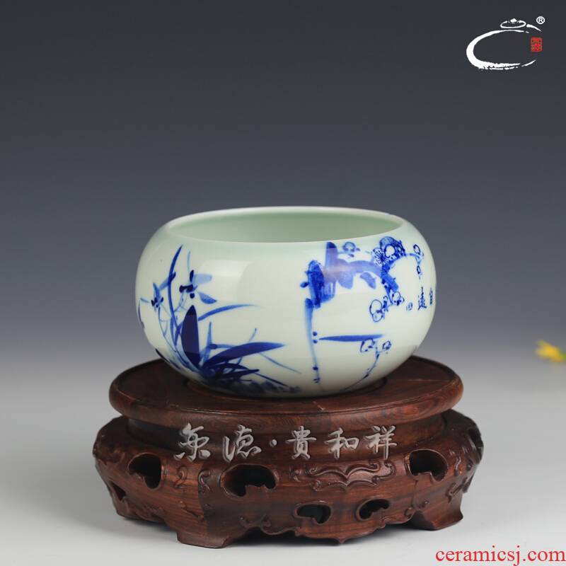 And auspicious jingdezhen ceramic blue And white MeiLanJu bamboo kung fu tea tea accessories washed writing brush washer from small tea to wash
