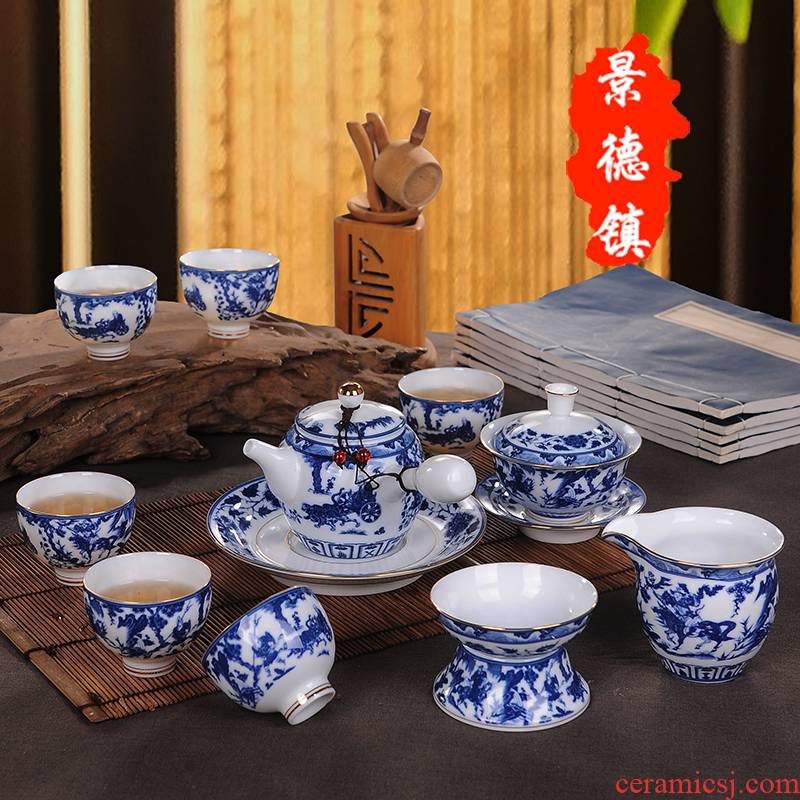 A complete set of kung fu tea set classic blue and white porcelain of jingdezhen ceramics tureen tea cup teapot gift boxes