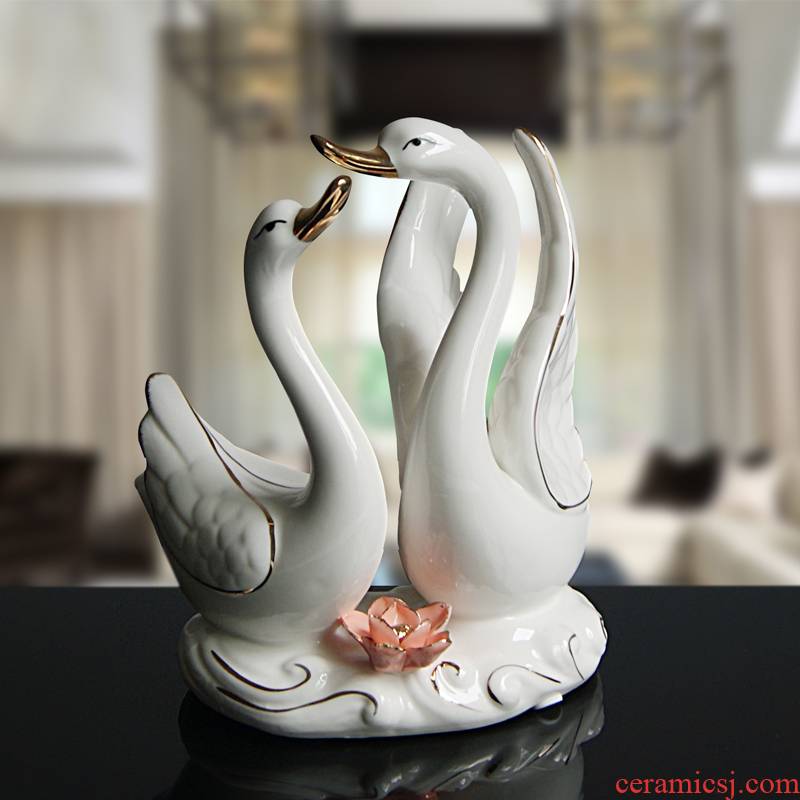 European fashion home decoration paint by hand swan ceramics sitting room adornment wedding gift wrap and mail