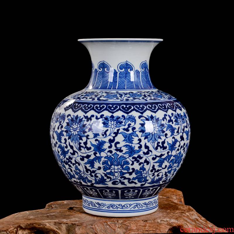 Jingdezhen fine ceramic vase hand - made archaize of blue and white porcelain lotus flower arhat furnishing articles collection of blue and white porcelain bottle
