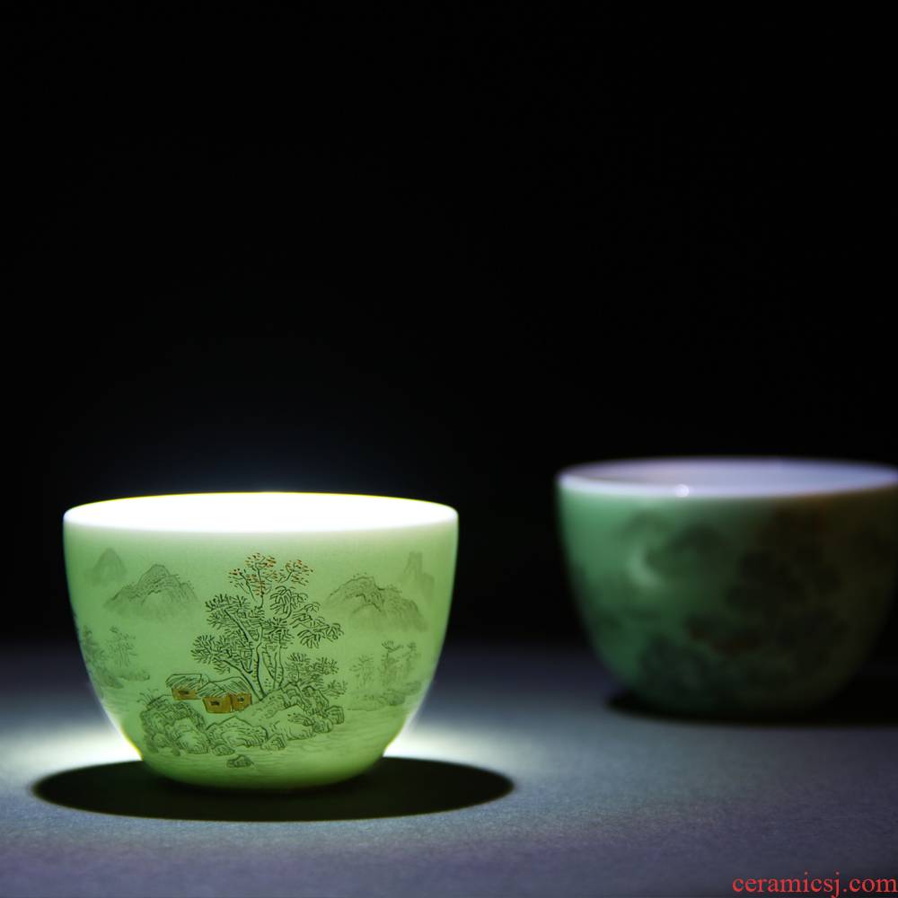 Treasure porcelain Lin ocean 's pea green color ink landscape small cup of jingdezhen ceramic glaze color add a cup of tea cups