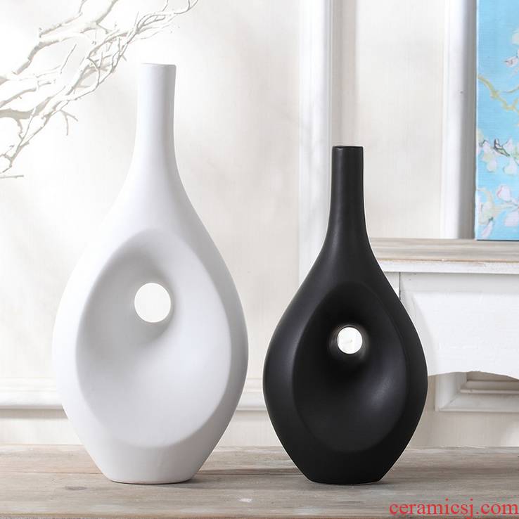 Simple black white vase furnishing articles sitting room TV ark, flower arranging, jingdezhen ceramics European - style soft adornment