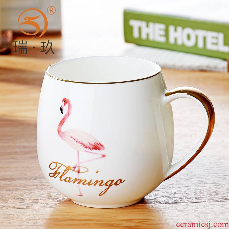 Flamingos showily ipads China breakfast belly plated with gold cup ipads porcelain ceramic large - capacity glass milk a cup of coffee cup