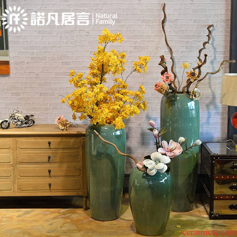 European ceramic floor tall contracted flowerpot vase glaze up with dried flowers flower arrangement sitting room adornment is placed