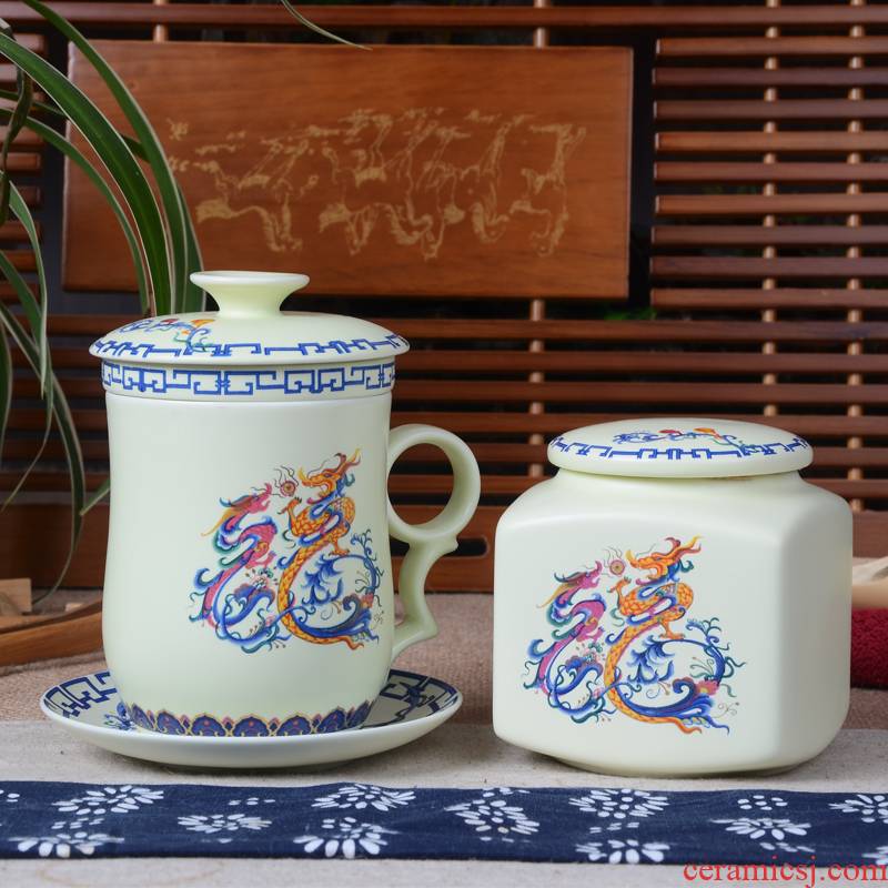 Xiang feng tea, green tea cup ceramic filter with cover water blue and white porcelain cup meeting personal tea cups