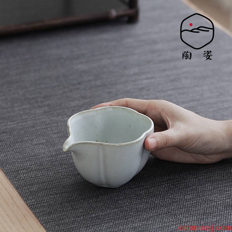 TaoZi ceramic coarse after getting a Japanese kung fu tea accessories in hand just a cup of tea and tea cup opener points sea