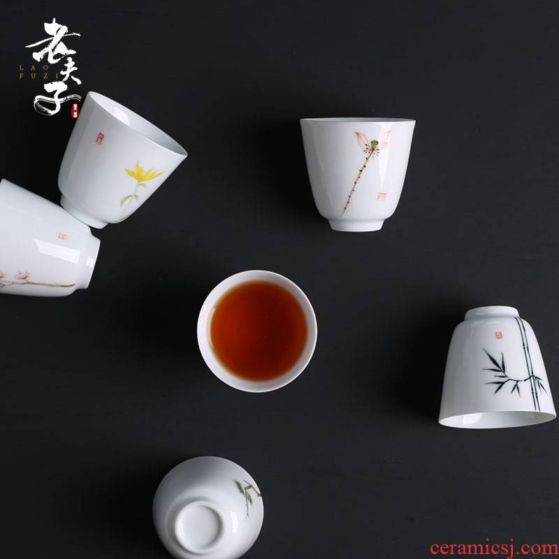 The professor hand - made teacup of a complete set of sample tea cup single cup white porcelain ceramic thin foetus pu 'er individual cup of kung fu tea set