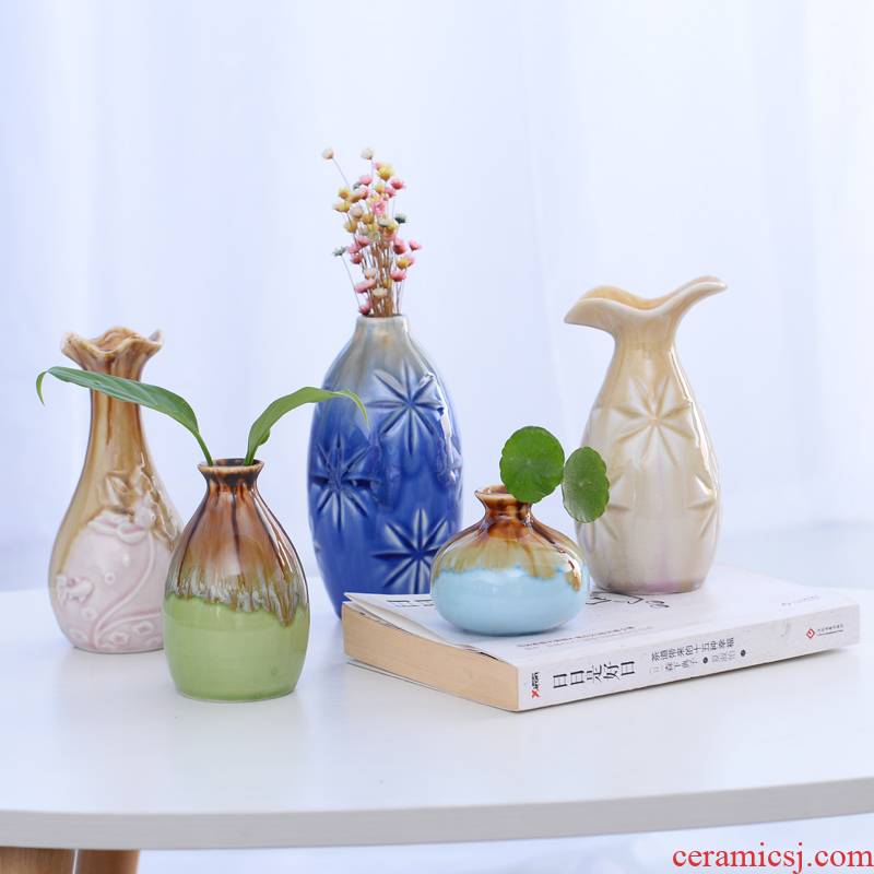Ceramic small pure and fresh and dry flower vase is contracted and I sitting room home decoration flower arranging flowers is placed