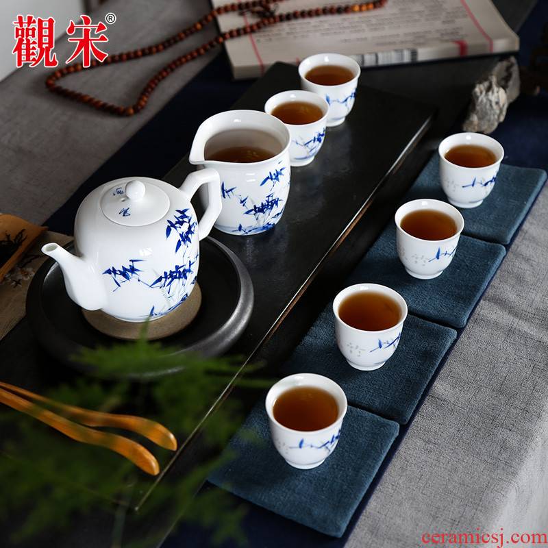 The View of song View jingdezhen Chinese song China wind restoring ancient ways is hand draw blue and white porcelain and exquisite teapot kung fu tea set