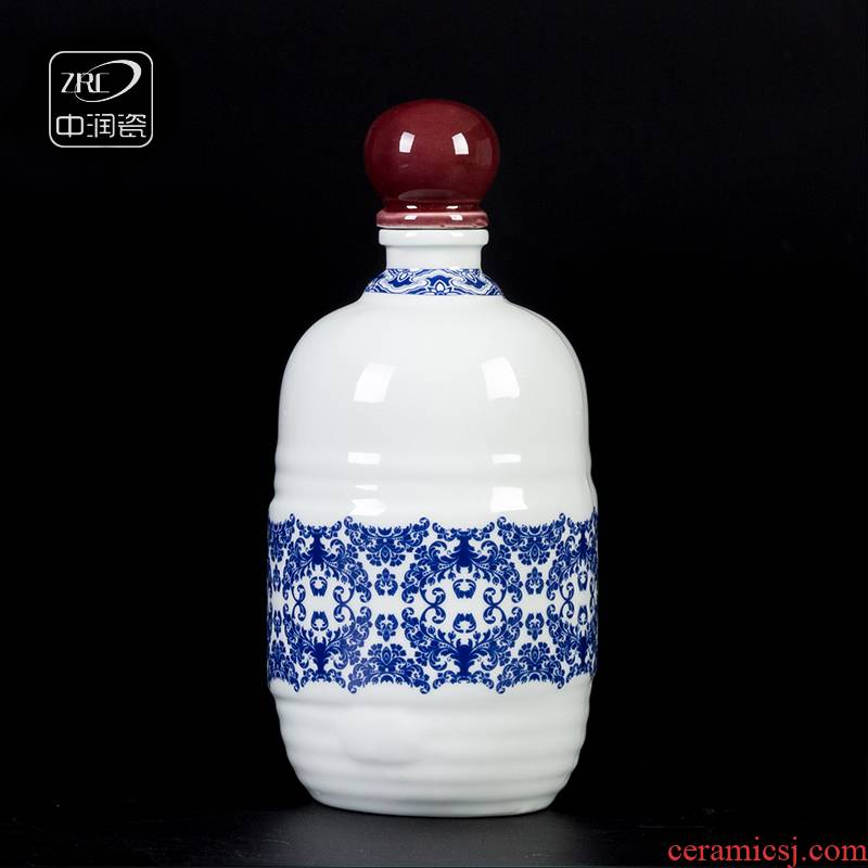 Also the blue - and - white porcelain bottles at grain bottle home archaize hip flask mailed to pack a kilo
