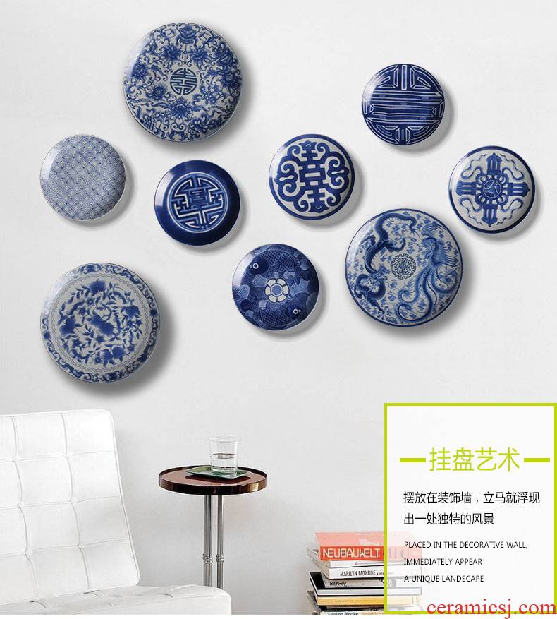 Amorous feelings of blue and white decoration hanging dish wall act the role of ceramic wall act the role ofing sitting room background wall combination pendant ornaments on the wall