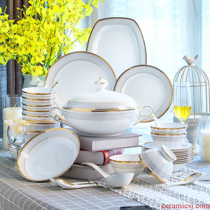 Jingdezhen ceramic tableware dishes suit household bowl dish European relief Korean combination up phnom penh porcelain gifts