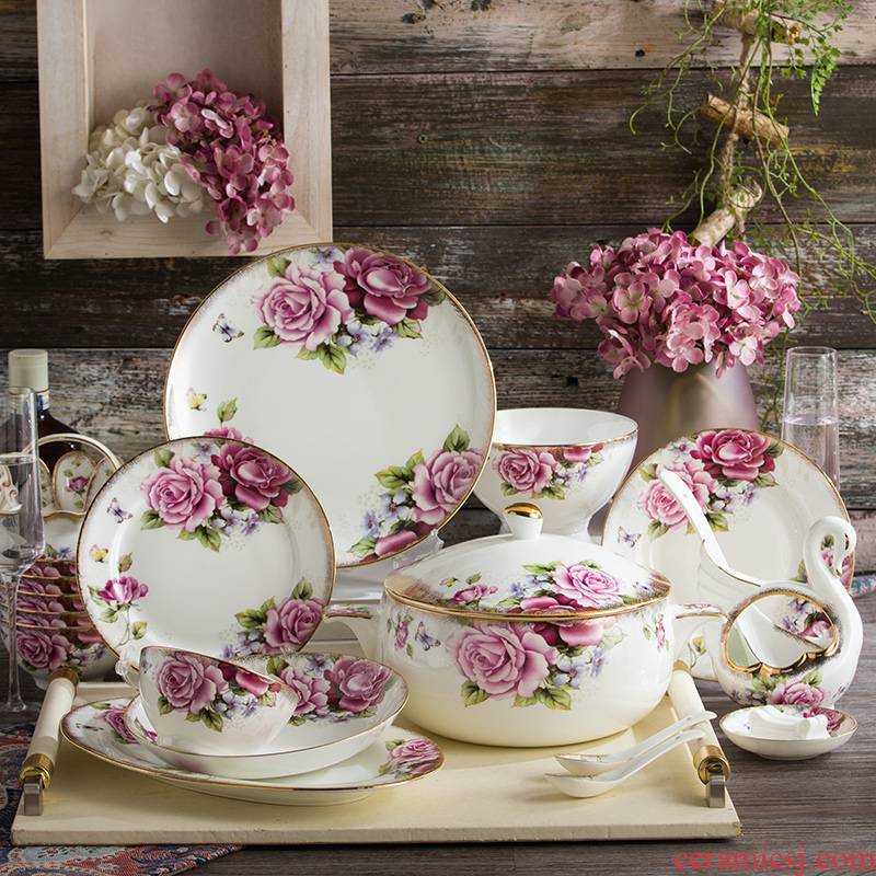 Jingdezhen European - style ipads porcelain tableware suit dishes household combination Chinese high - grade bowl of luxurious ceramic plate