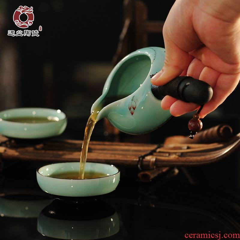 Far industry - jingdezhen high - grade hand - made ceramic kung fu tea set tea service of a complete set of the green lotus leaf side pot