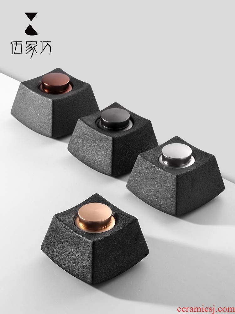 The Wu family fang ceramic tea pot metal cover POTS seal tea boxes portable porcelain jar with cover household