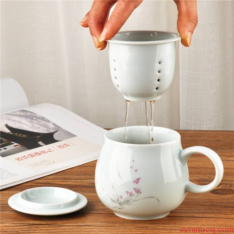 Jingdezhen ceramic three - piece cup shadow green tea cup with filter good glass office cup cup and meeting