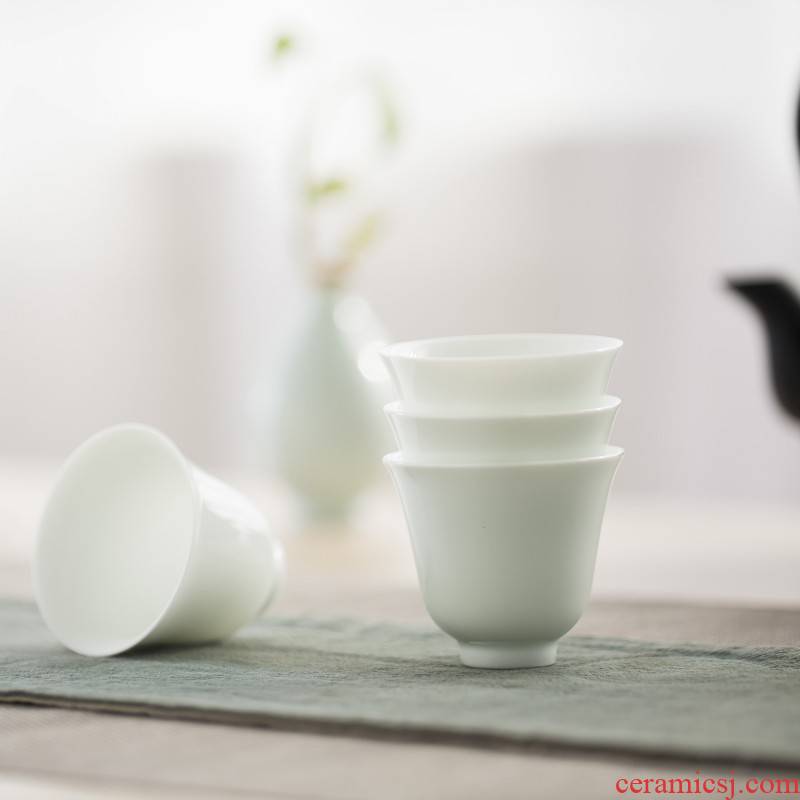 Jingdezhen ceramic custom sample tea cup home market metrix small bowl with single CPU office kung fu tea cups