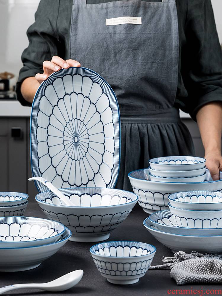 Japanese dishes suit to use chopsticks dishes dishes creative move household Chinese pottery and porcelain of jingdezhen blue and white porcelain tableware