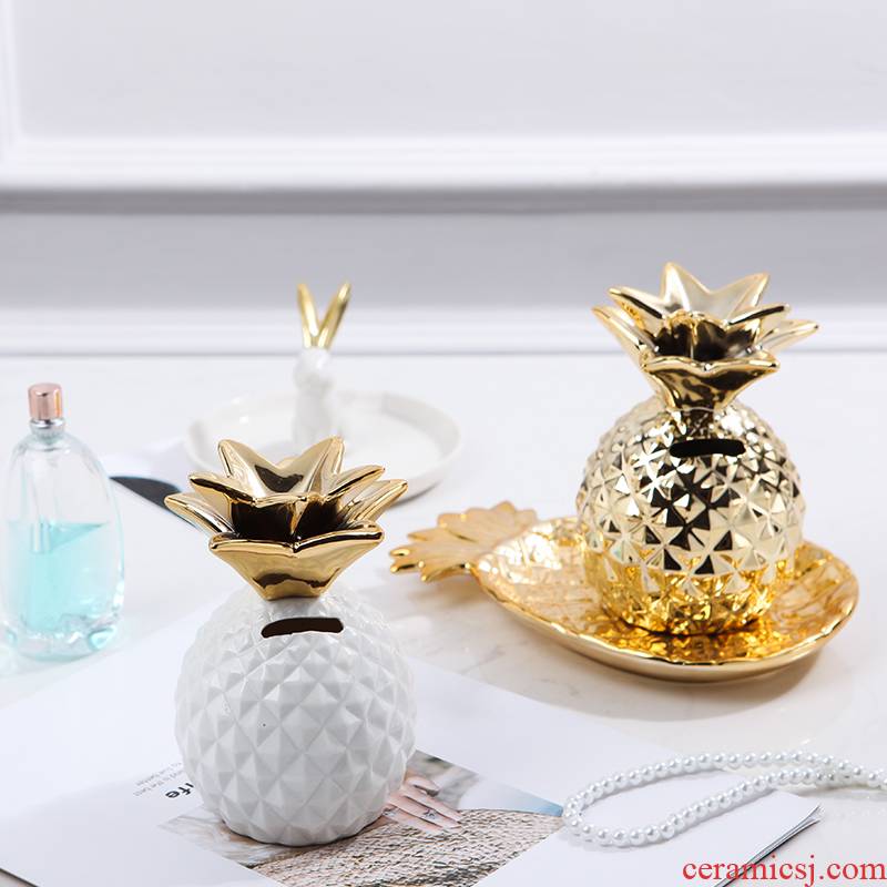Creative ceramic pineapple furnishing articles of modern simplicity Nordic bedroom room wine sitting room adornment piggy bank